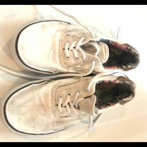 Vans canvas tennis shoes